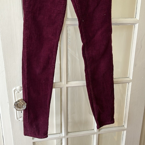 Joe Fresh maroon corduroy skinny cords, size 2, short zipper - Picture 4 of 7